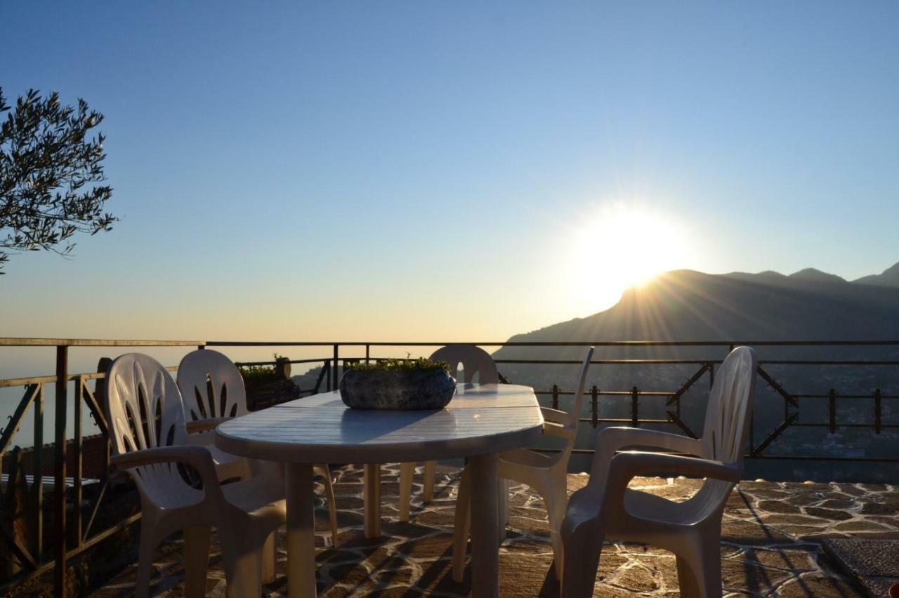 'La Torre Di Adele' Apartment Pianillo Екстериор снимка